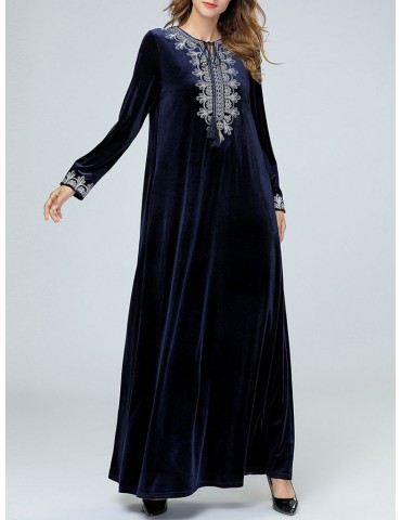 Elegant Muslim Velvet Embroidery Maxi Dress